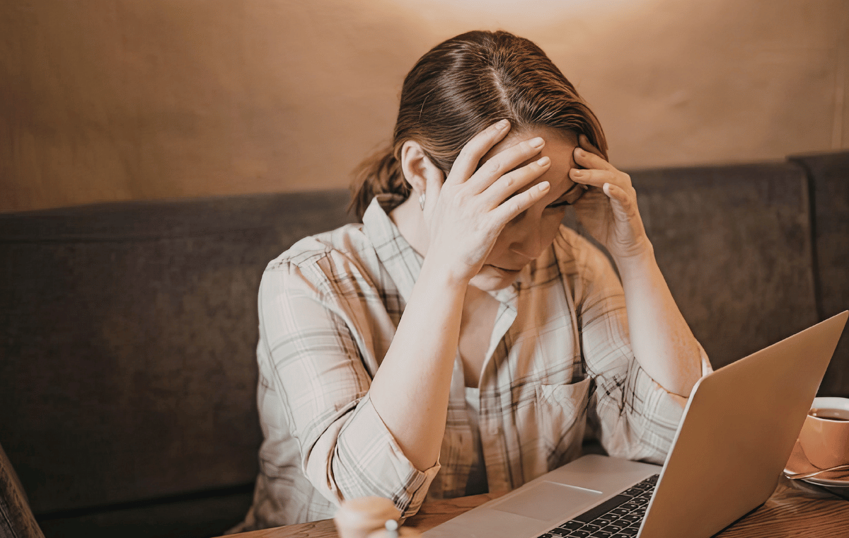 How to Manage HR Without Spreadsheets